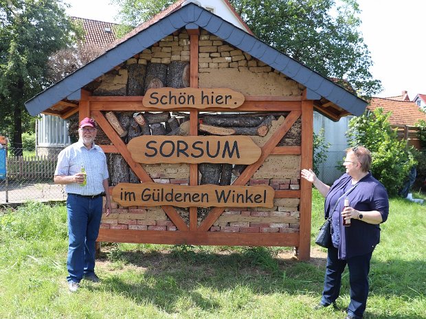Insektenhotel am Ortseingang